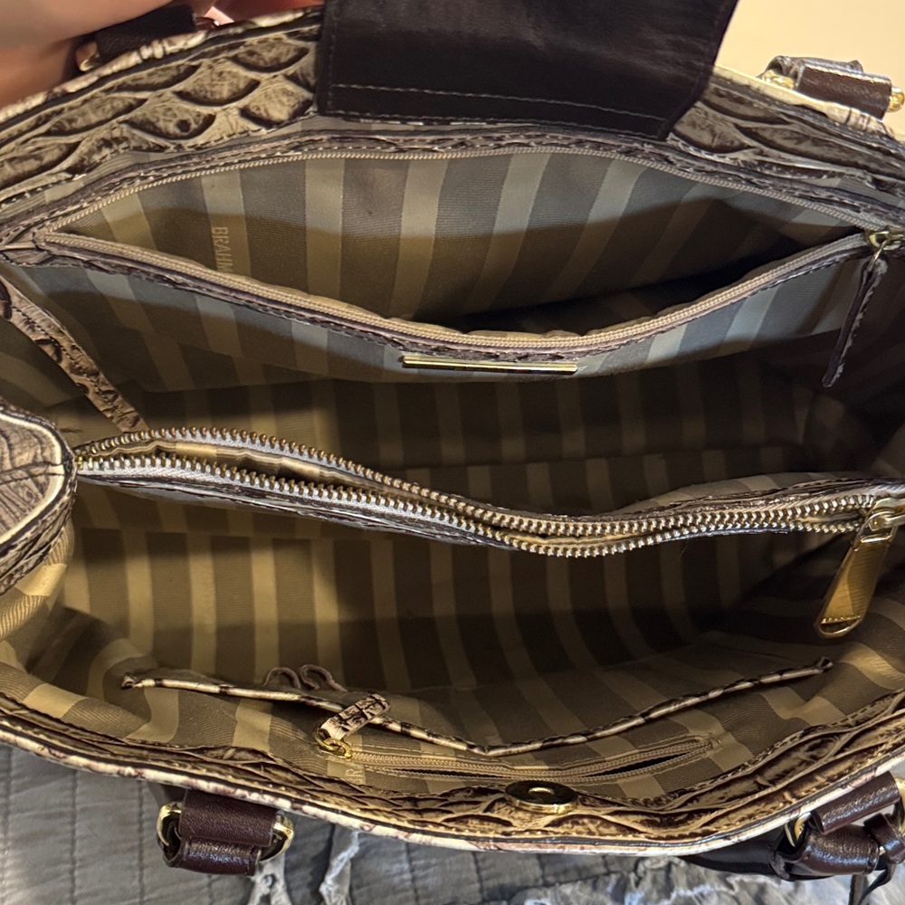 Elegant Brahmin handbag - Picture 3 of 9